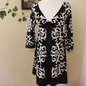 Pretty print sheath dress.